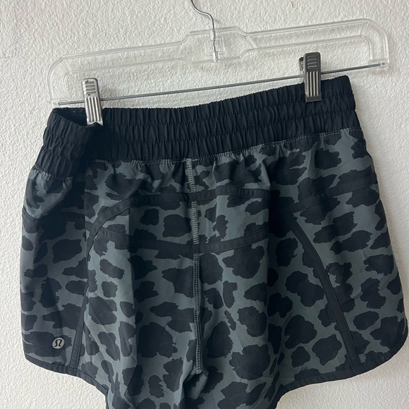 Lululemon Women's Black leopard Shorts - Picture 2 of 2